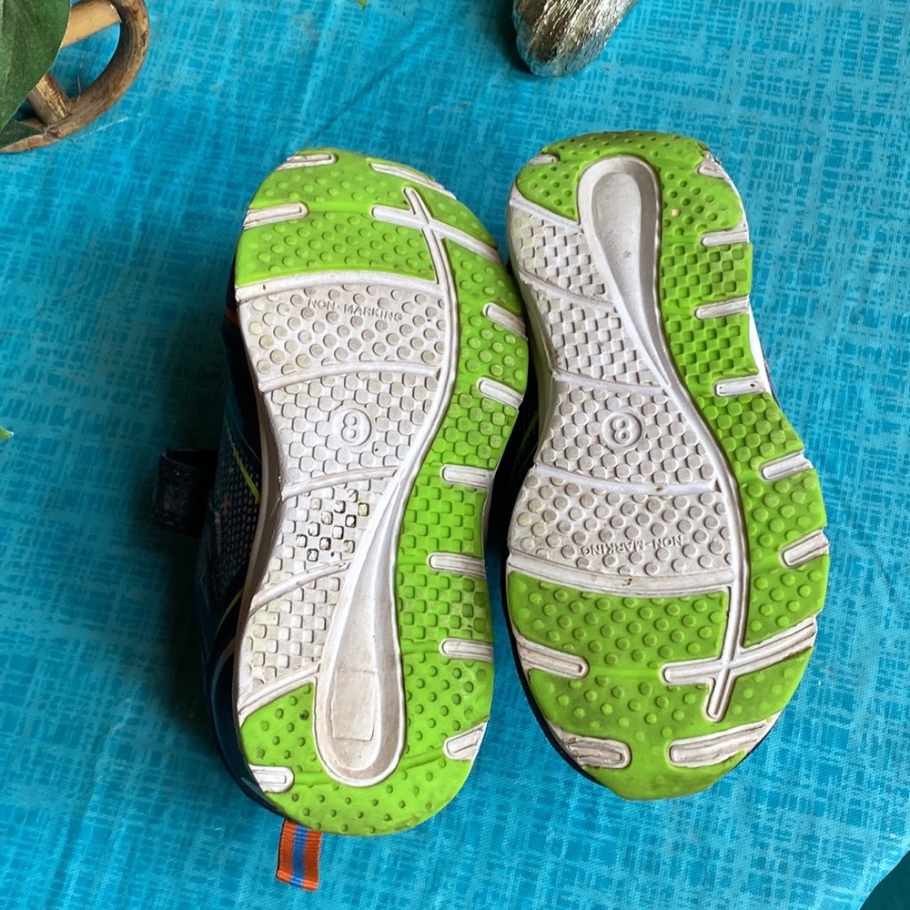 Buzz Lightyear Light up shoes size 8 - Picture 5 of 5